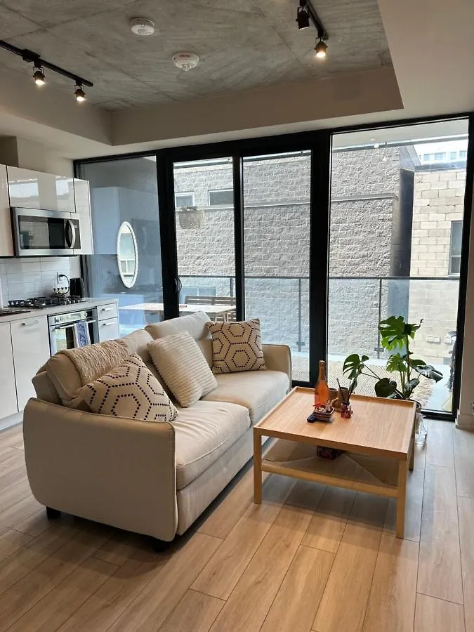 Pensjonat Hotel House Of Ce Toronto Kanada
